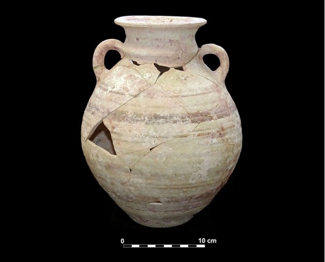 Ceramic vessel 84. Funeray urn. Grave 137. Cemetery of La Noria.