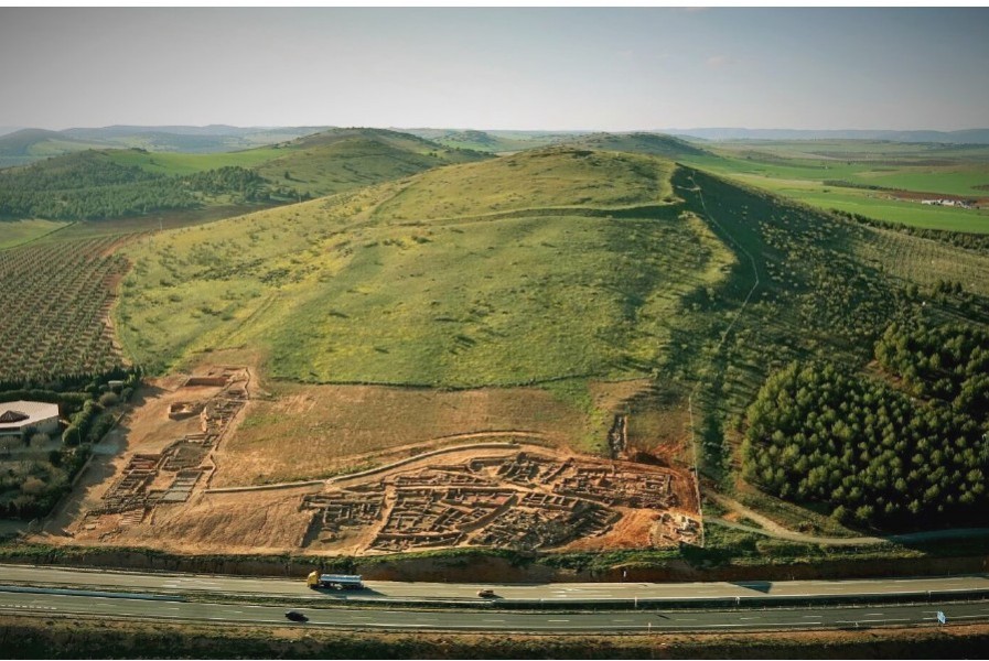 Oppidum Cerro de las Cabezas (Valdepeñas, Ciudad Real, España)