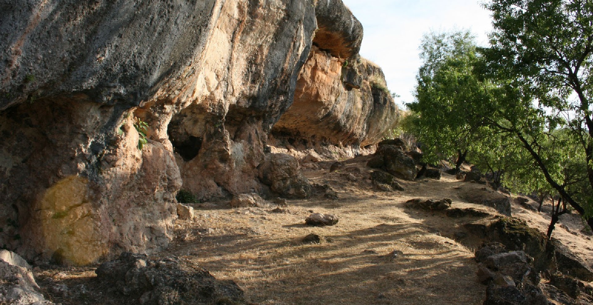 Cueva de la Lobera